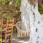Small Paradise * Άνδρος