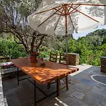 Σπίτι διακοπών Small Paradise *