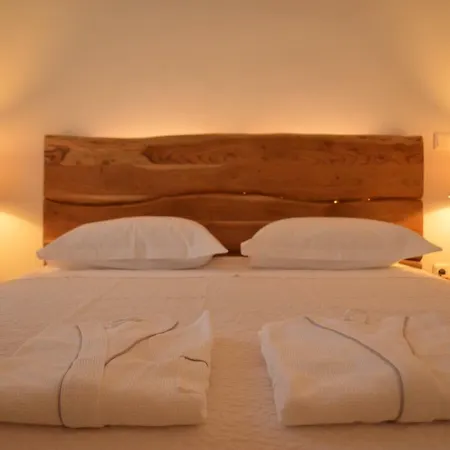 Small Paradise Ándros